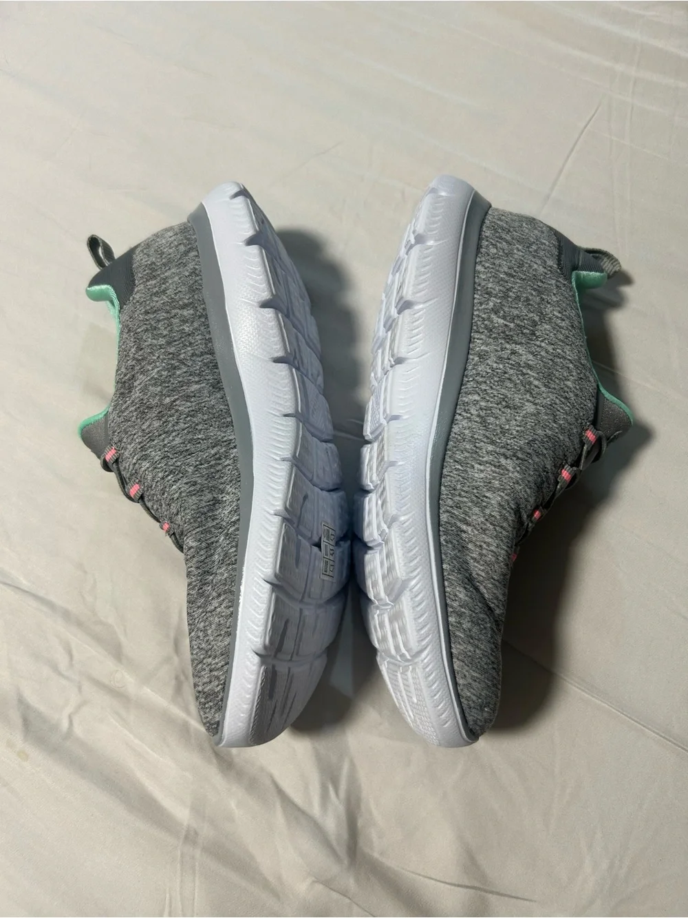 Skechers Summits Quick Getaway Slip-On Sneakers Women’s Gray Mint Memory Foam